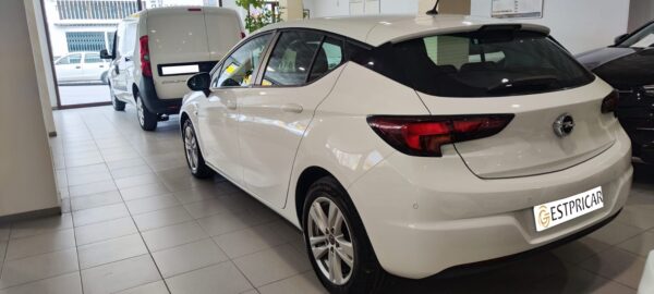 Opel Astra Selective Business 1.6 CDTi 110 CV 6vel 2018 5ptas - Imagen 8