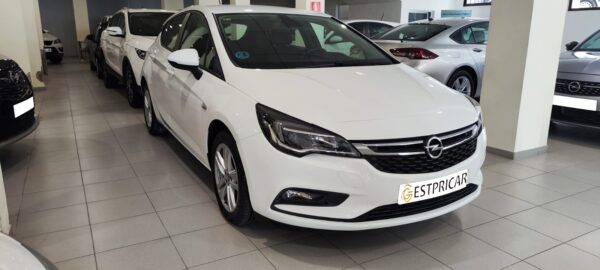 Opel Astra Selective Business 1.6 CDTi 110 CV 6vel 2018 5ptas - Imagen 10