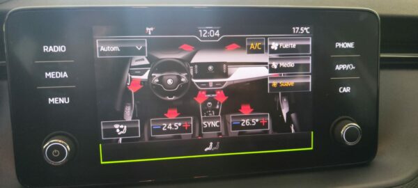 SKODA KAMIQ 1.0 TSI 81kW 110CV DSG Ambition 110 cv de 2021 - Imagen 4