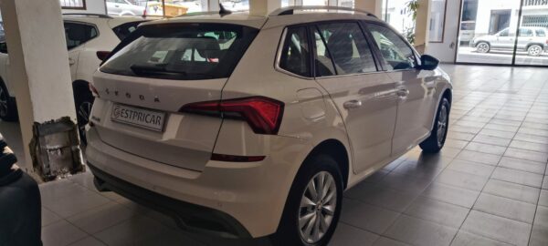 SKODA KAMIQ 1.0 TSI 81kW 110CV DSG Ambition 110 cv de 2021 - Imagen 10