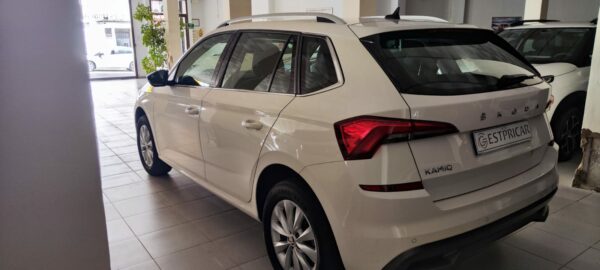 SKODA KAMIQ 1.0 TSI 81kW 110CV DSG Ambition 110 cv de 2021 - Imagen 13