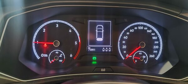 VW T-Roc Advance 2.0 TDI 115cv 6vel s&s - Imagen 2