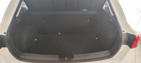 SEAT LEÓN 2.0 TDI 85kW SS Style Go 115 cv 6 vel - Imagen 10