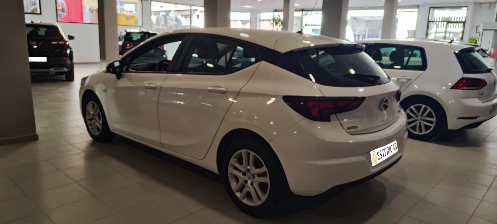 OPEL ASTRA 1.6 CDTi 81kW 110CV Business 110 cv 6 vel - Imagen 9